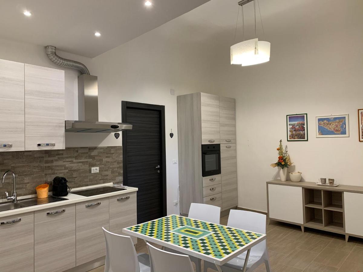 Le Torri Dell'Acqua Apartment Палермо Екстериор снимка